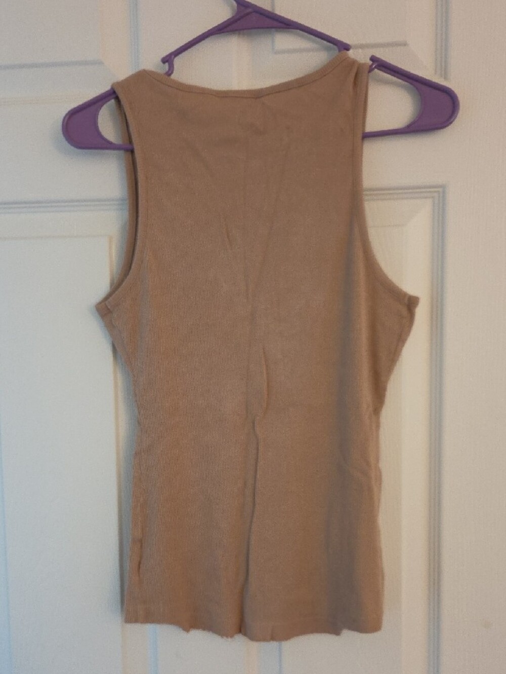 GUESS Tan Ribbed Tank Top with Embroidered Logo - Picture 3 of 4